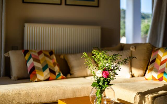 Kitries Summer Getaway - Eden Comfy Suite