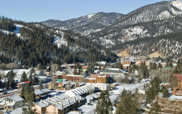 WorldMark Red River