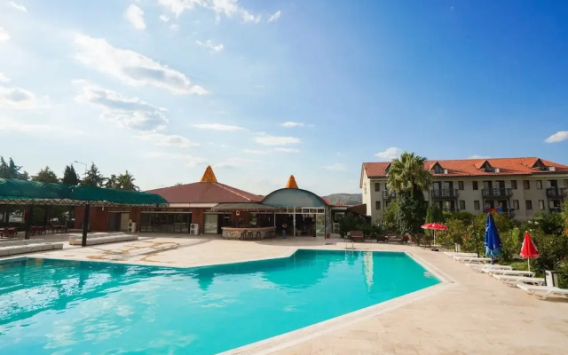 Halıcı Termal Otel