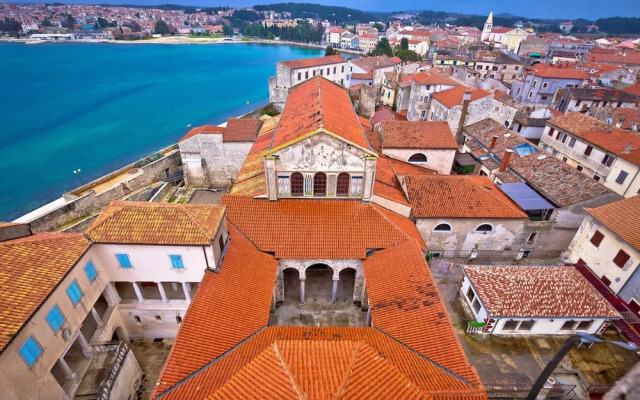 Pool House Robertino