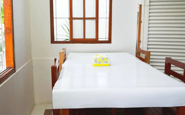 RedDoorz @ Recaido Road Palawan
