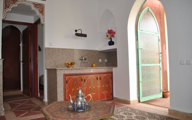 Riad Beloiseau