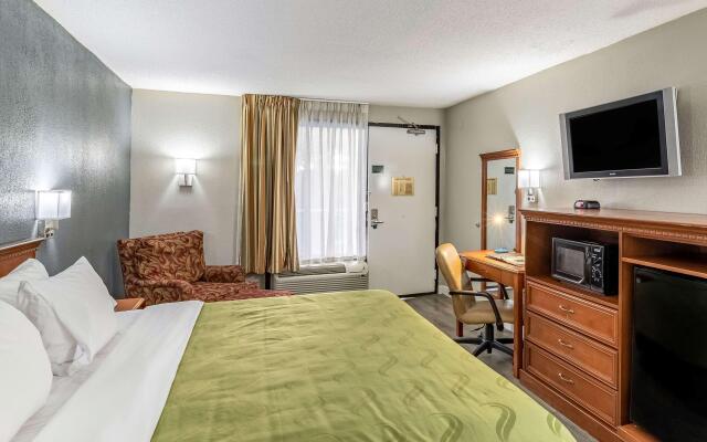 Baymont by Wyndham Wilmington