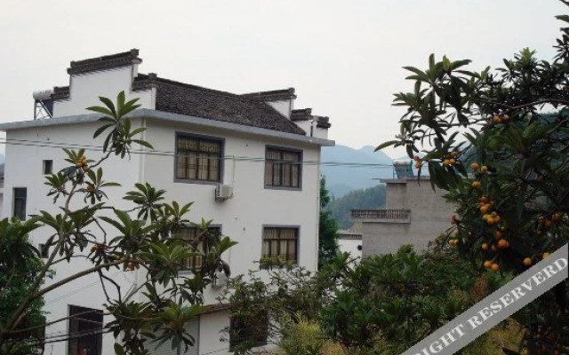 Shendu Canglongwan Hostel