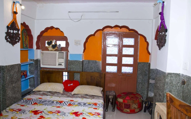 Hem Guest House
