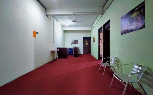 SPOT ON 89994 RZ Gold Hotel