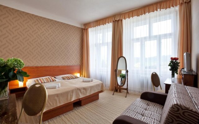 Hotel Ermi