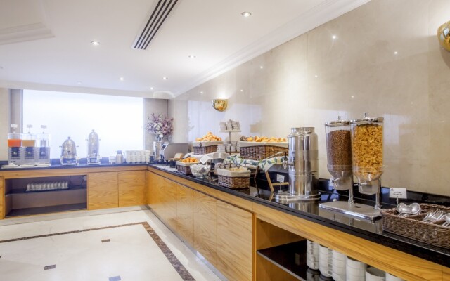 Golden Sands Suites
