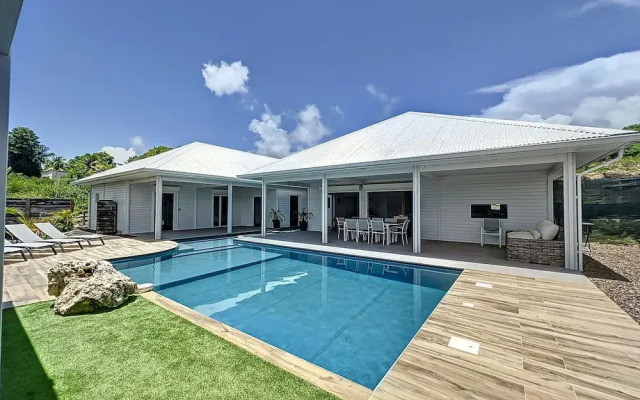 Nakolodge 4 chambres - piscine / balneo / jardin privatifs