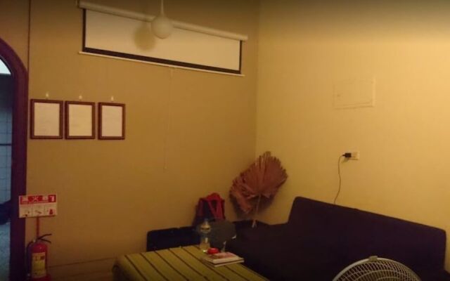 W3 HOSTEL- Self-Service Check-In Hotel