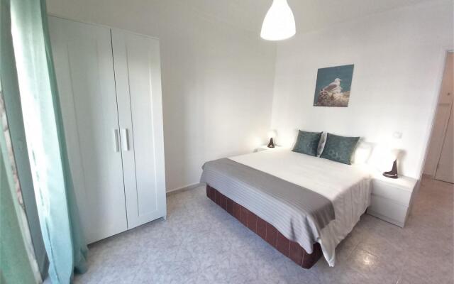 T0 Miratlantico 2C- 80mt Praia & WIFI