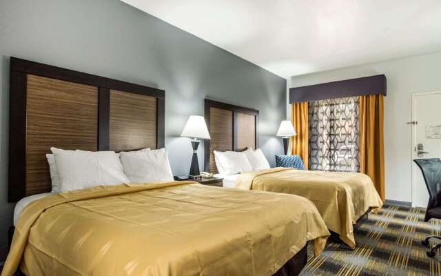 Quality Inn near Six Flags