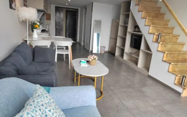 Zizaiju Serviced Apartment (Greenland Peak Shanghui Branch)