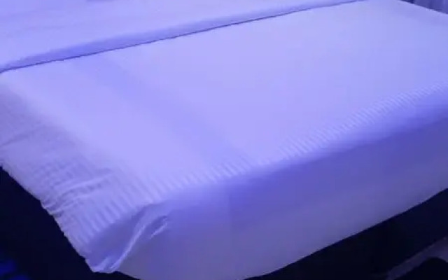 De-Lexis Hotel & Suites