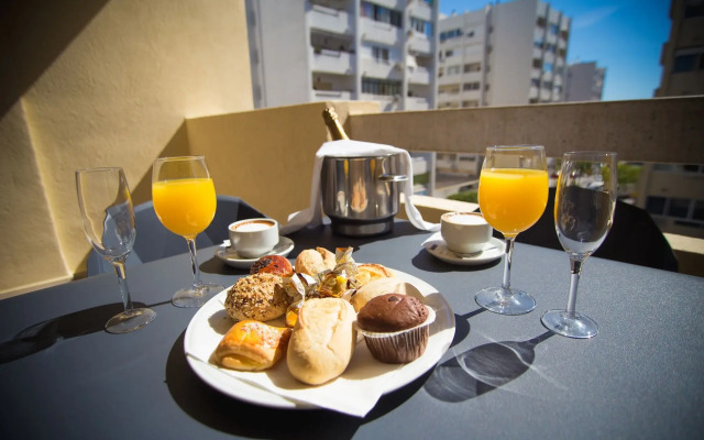 Ona Marbella Inn