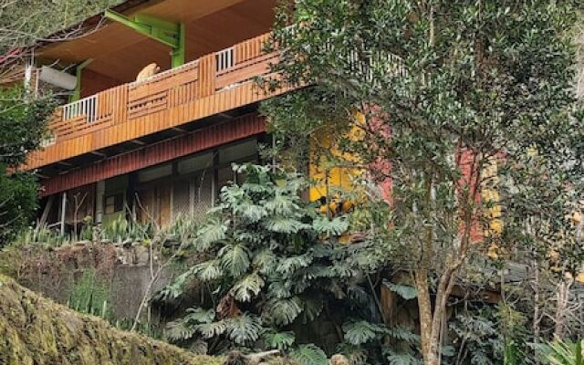 Sanhua B & B