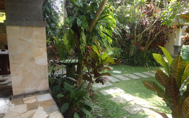 Puri Cantik Bungalow