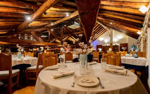 Hotel Real Monasterio de San Zoilo