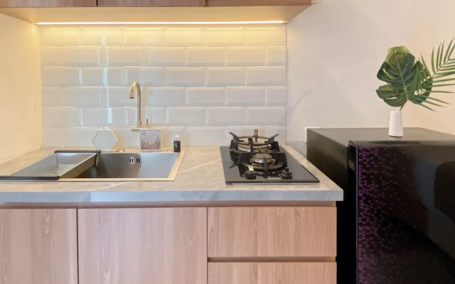 New And Modern Look Studio Room At Apartment Bassura City