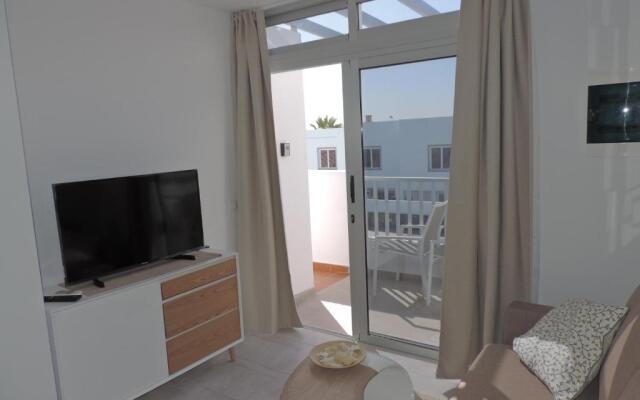 Los Gracioseros 209-2bed -1st Floor-A/C-UK TV-WiFi