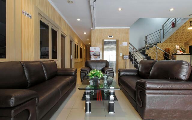 RedDoorz Plus Syariah @ Jalan Sriwijaya Medan