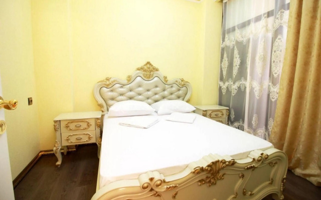 Al Sheikh 5 Bedroom Luxury Apartment 1