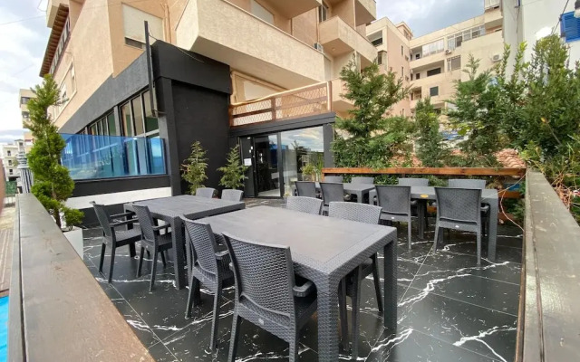 Enles Hostel