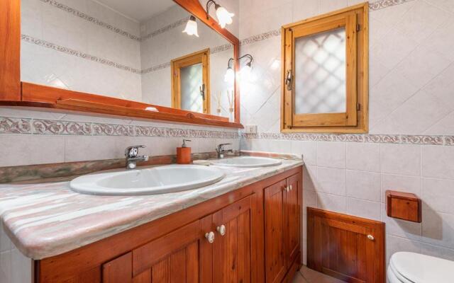 Villa Golfo degli Angeli