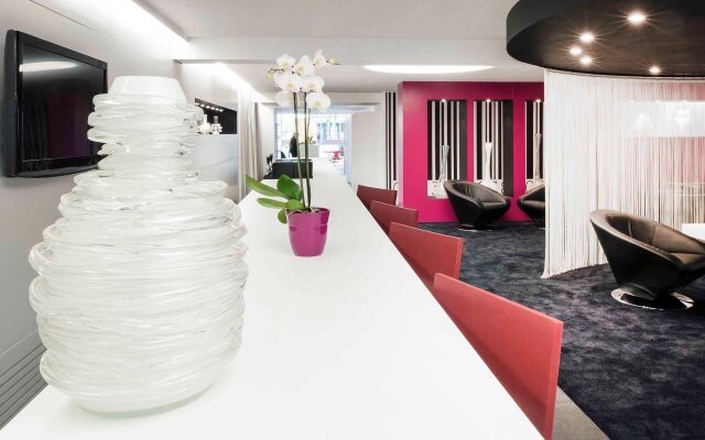 Louise Hotel