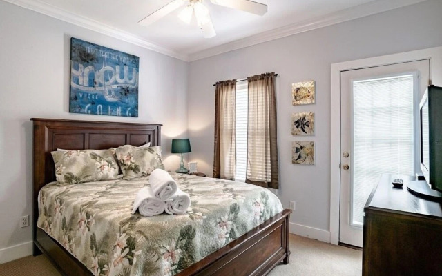 Living It Up 12B - 3 Br Condo