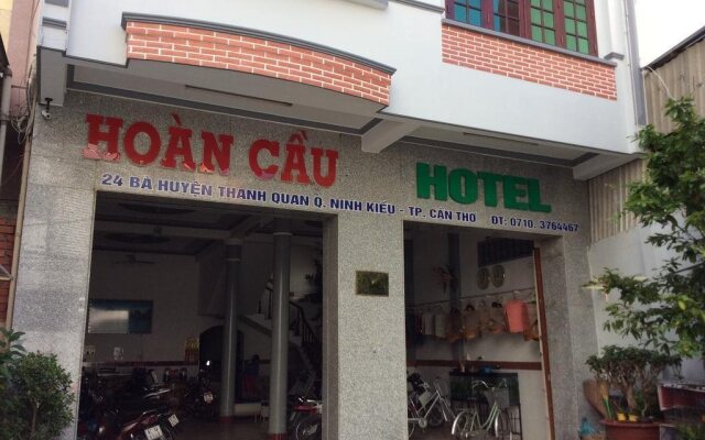 Hoan Cau Hotel