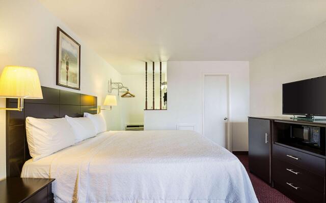 Rodeway Inn