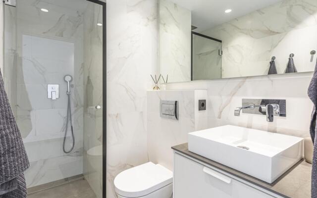 Azahara1 Beautiful apartment frontline golf