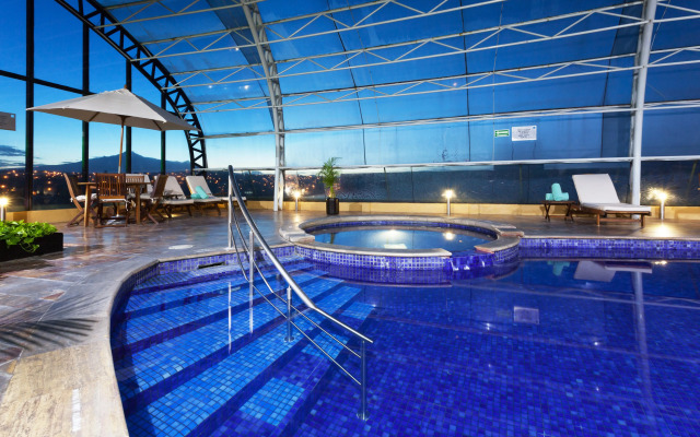 Holiday Inn Puebla Finsa by IHG