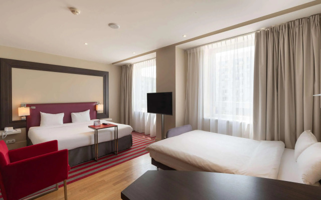 Mercure Warszawa Grand