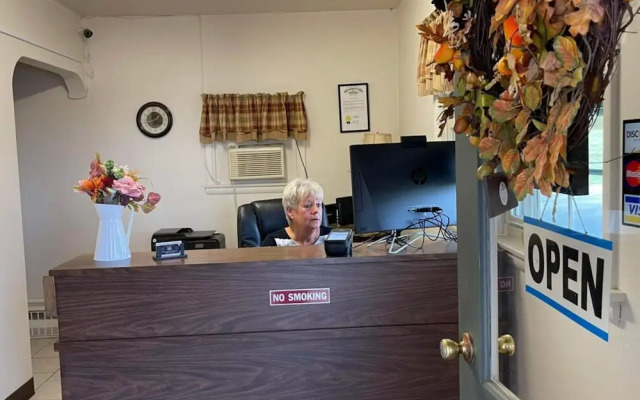 Cadiz Motel by OYO on route 250