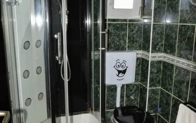 Lovely 2-bed Apartment in Vinisce, Close to Beach