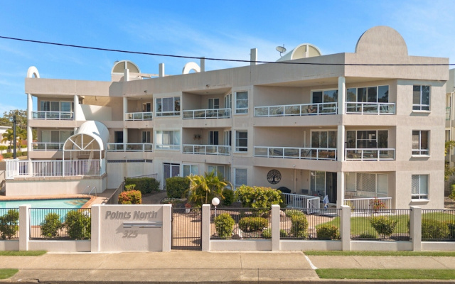 Bright Coastal Stay With Pool and Beach View — 2-star hotel in Hervey Bay