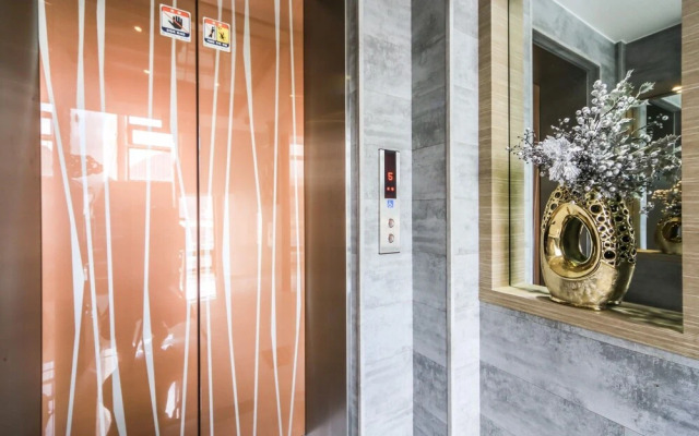 The Lux Tourism Hotel Geoje