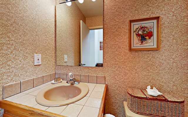 22 Wellington Ln Condo Unit 1