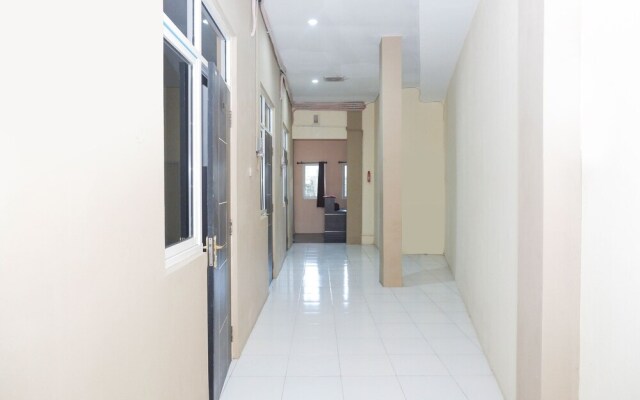 Candi Residence By OYO Rooms