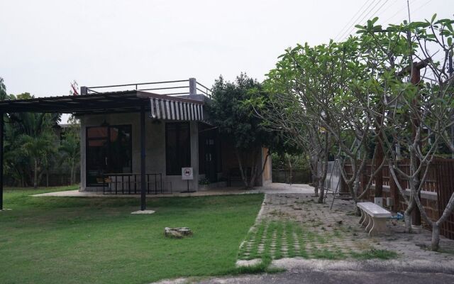 Chiang Kham Tilue Resort