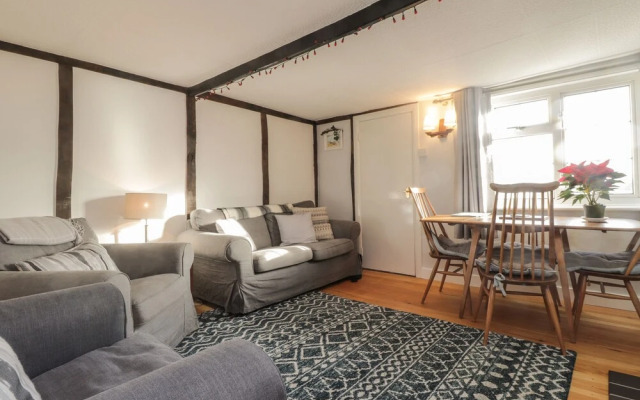 3 Seaview Cottages