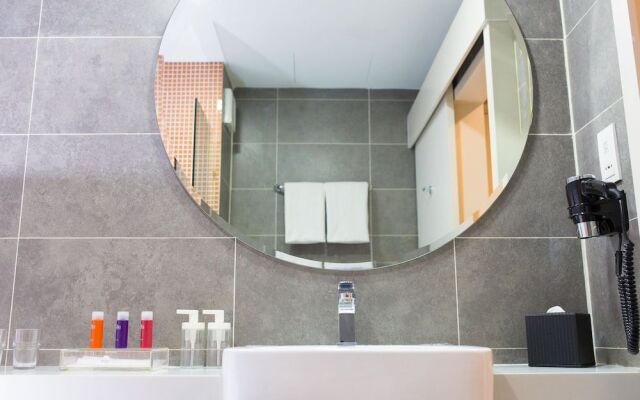 The 12 Suite Empire Damansara