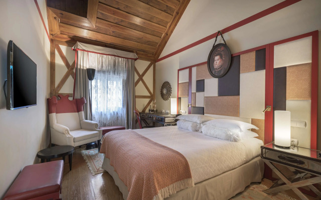 Solar Do Castelo, a Lisbon Heritage Collection