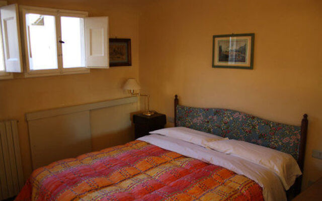 Alex Guest House