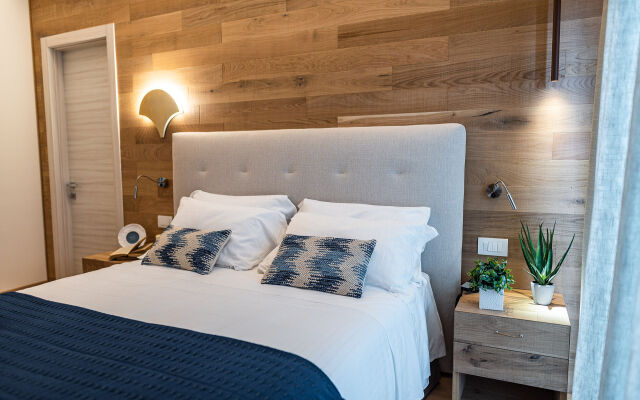 The Green Park Hotel