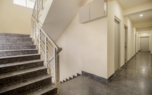 OYO 43050 Hotel Royal Residency
