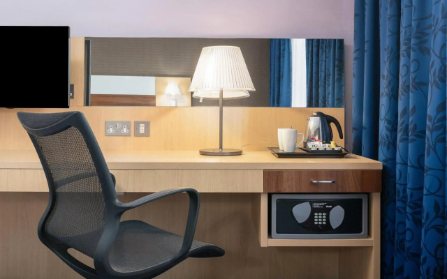 Holiday Inn Express Leigh - Sports Village by IHG