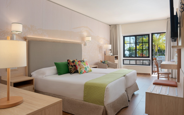 Hotel Jardín Tecina
